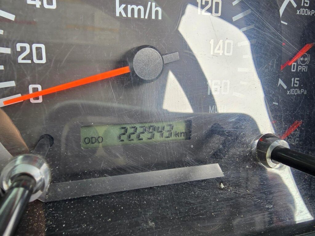平成28年　いすゞ　フォワード　４トン平ロング（車検令和7年8月）