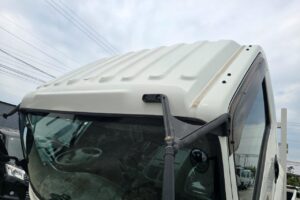 サムネイル: 平成28年　いすゞ　フォワード　４トン平ロング（車検令和7年8月）