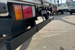 サムネイル: 平成29年  エルフ2ｔ平  4ＷＤ！！