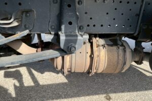 サムネイル: 平成29年  エルフ2ｔ平  4ＷＤ！！