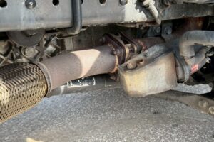 サムネイル: 平成29年  エルフ2ｔ平  4ＷＤ！！