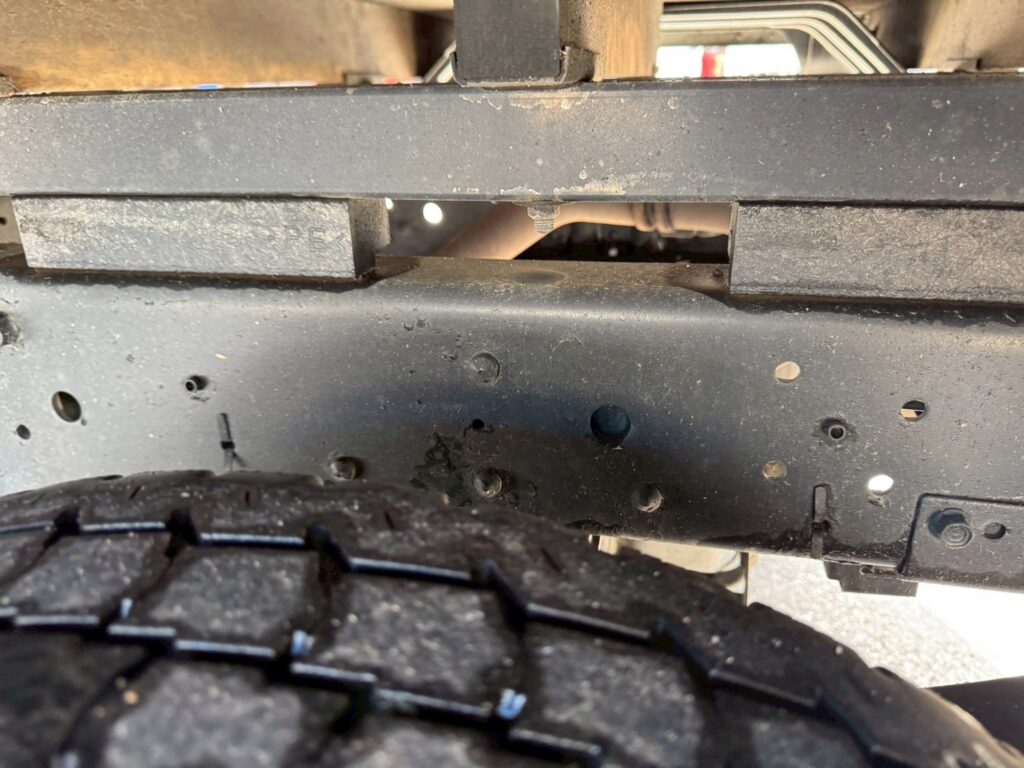 平成29年  エルフ2ｔ平  4ＷＤ！！