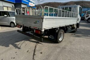 サムネイル: 平成29年  エルフ2ｔ平  4ＷＤ！！