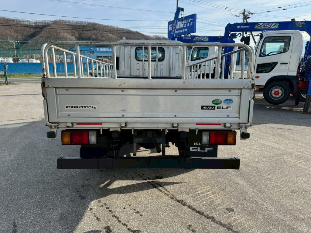 平成29年  エルフ2ｔ平  4ＷＤ！！