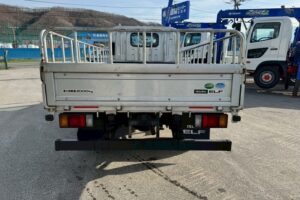 サムネイル: 平成29年  エルフ2ｔ平  4ＷＤ！！