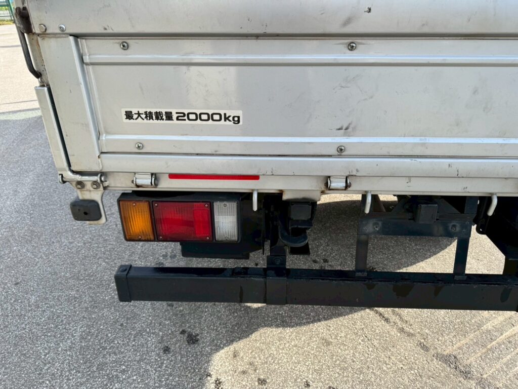 平成29年  エルフ2ｔ平  4ＷＤ！！