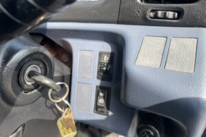 サムネイル: 平成20年　レンジャー４トンセーフティーローダー　ウインチ・スライドラジコン付　
