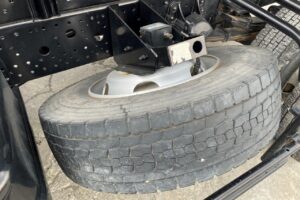 サムネイル: 平成29年　いすゞ　フォワード　４トンダンプ　Ｌゲート（車検令和7年11月）