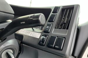サムネイル: 平成29年　いすゞ　フォワード　４トンダンプ　Ｌゲート（車検令和7年11月）