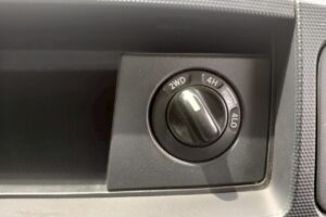 サムネイル: 平成20年　エルフ 1.4ｔ平　4ＷＤ！！