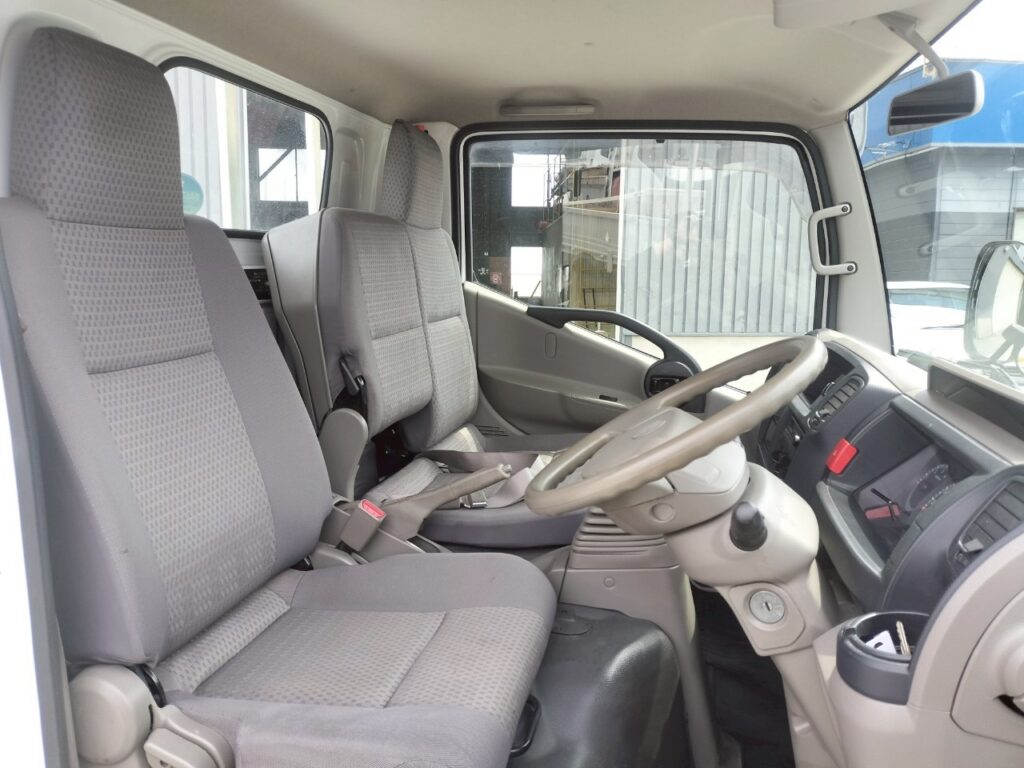 平成20年　エルフ 1.4ｔ平　4ＷＤ！！