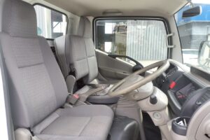 サムネイル: 平成20年　エルフ 1.4ｔ平　4ＷＤ！！