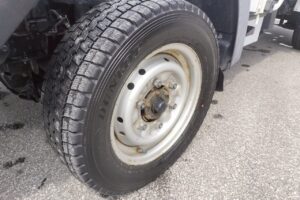 サムネイル: 平成20年　エルフ 1.4ｔ平　4ＷＤ！！