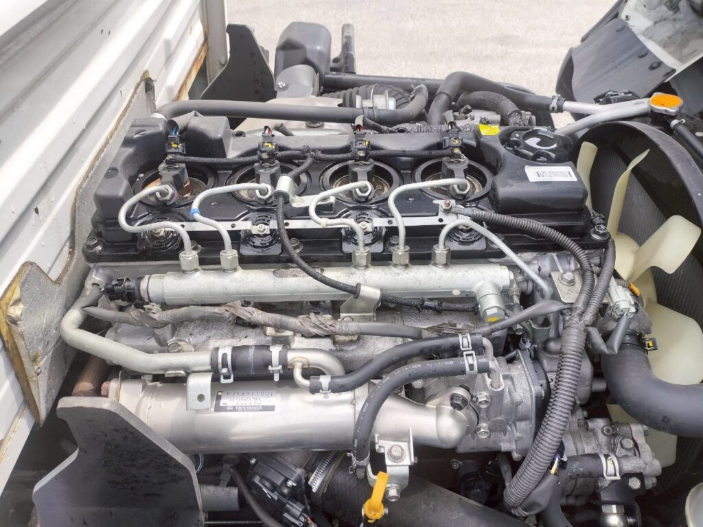平成20年　エルフ 1.4ｔ平　4ＷＤ！！