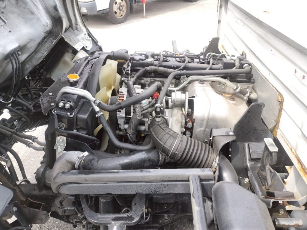 平成20年　エルフ 1.4ｔ平　4ＷＤ！！