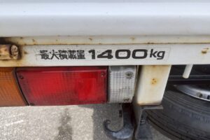 サムネイル: 平成20年　エルフ 1.4ｔ平　4ＷＤ！！