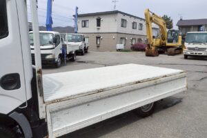 サムネイル: 平成20年　エルフ 1.4ｔ平　4ＷＤ！！