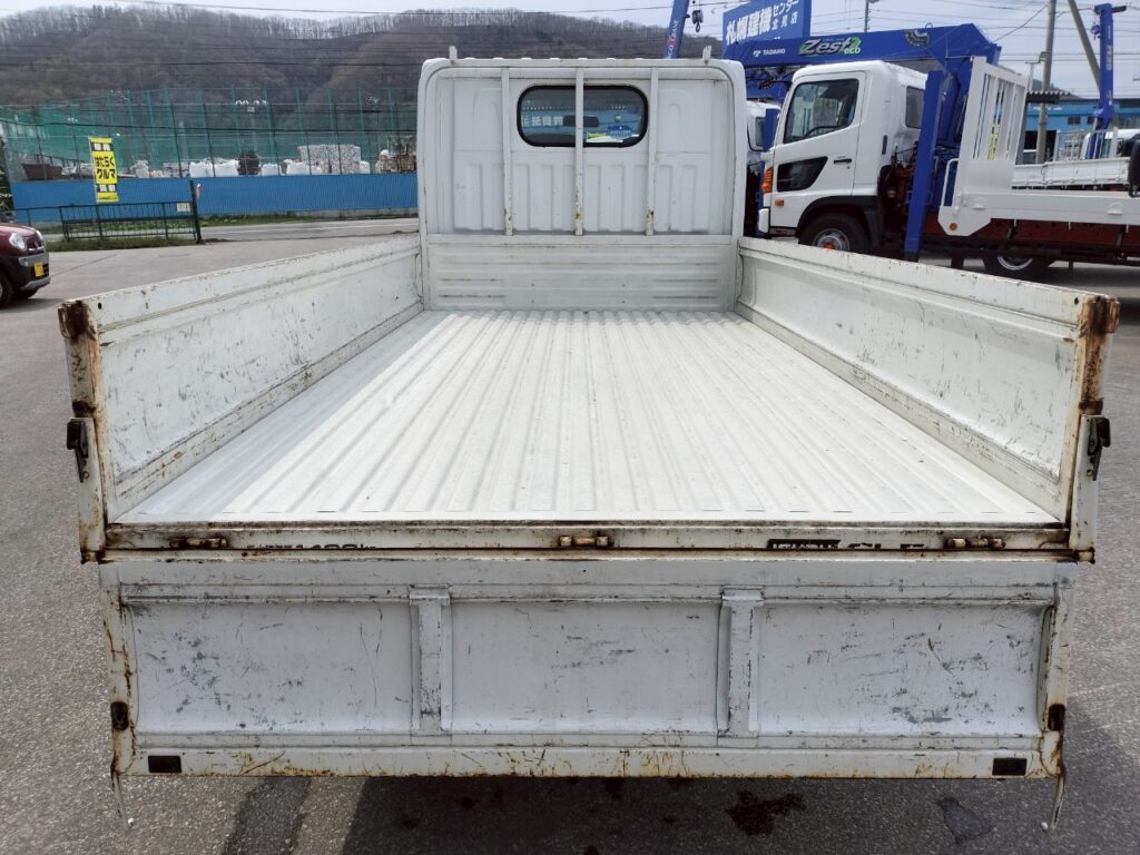 平成20年　エルフ 1.4ｔ平　4ＷＤ！！