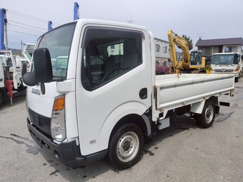 平成20年　エルフ 1.4ｔ平　4ＷＤ！！