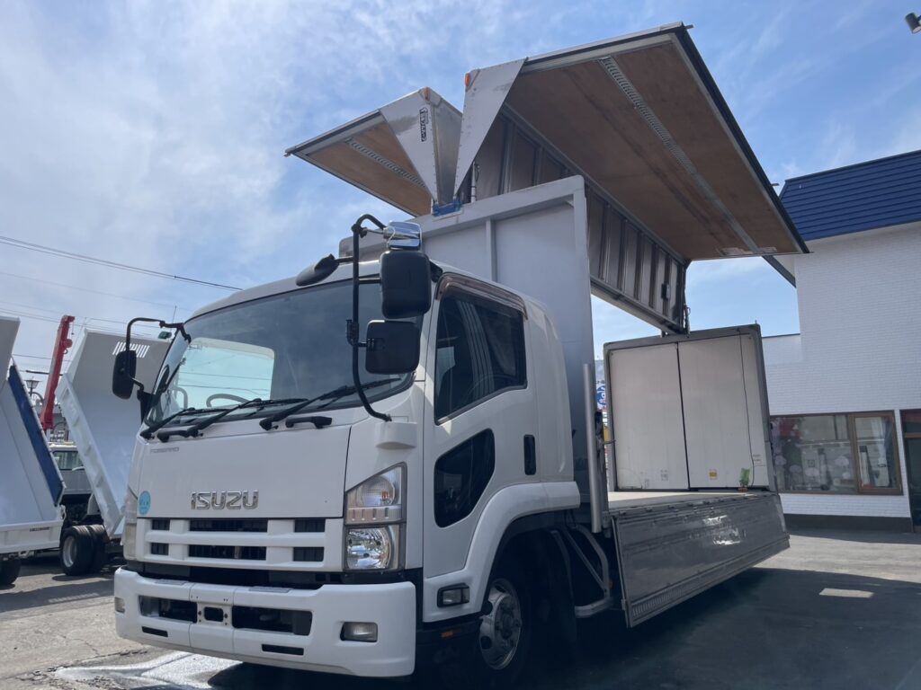 平成24年　フォワード４トンアルミウィングパワーゲート・ベッド付　車検1年付