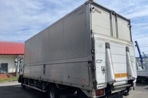 サムネイル: 平成24年　フォワード４トンアルミウィングパワーゲート・ベッド付　車検1年付