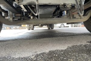 サムネイル: 平成24年　フォワード４トンアルミウィングパワーゲート・ベッド付　車検1年付
