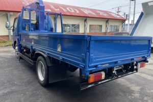 サムネイル: 平成19年　デュトロ２トン４段クレーンロングラジコン フックイン 塗装済み