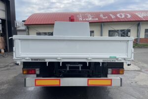 サムネイル: 平成20年　デュトロ3.5トン5段クレーンワイドロング ラジコン 荷台・クレーン・下廻り塗装済み