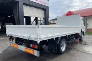 サムネイル: 平成20年　デュトロ3.5トン5段クレーンワイドロング ラジコン 荷台・クレーン・下廻り塗装済み