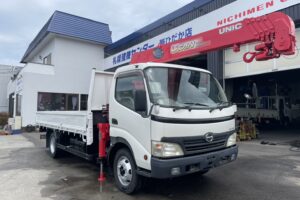 サムネイル: 平成20年　デュトロ3.5トン5段クレーンワイドロング ラジコン 荷台・クレーン・下廻り塗装済み