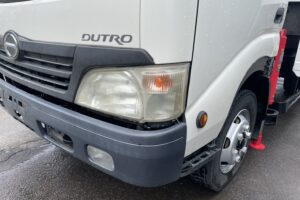 サムネイル: 平成20年　デュトロ3.5トン5段クレーンワイドロング ラジコン 荷台・クレーン・下廻り塗装済み