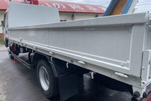 サムネイル: 平成20年　デュトロ3.5トン5段クレーンワイドロング ラジコン 荷台・クレーン・下廻り塗装済み