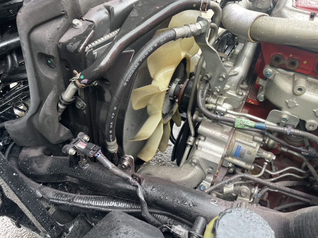 平成20年　デュトロ3.5トン5段クレーンワイドロング ラジコン 荷台・クレーン・下廻り塗装済み
