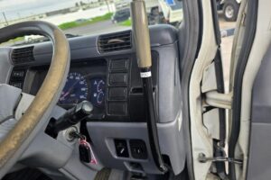サムネイル: 平成19年　三菱　キャンター　11.9ｍ高所作業車　スチールバケット・張り出し不要アウトリガー（車検2年付）