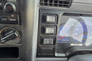 サムネイル: 平成19年　三菱　キャンター　11.9ｍ高所作業車　スチールバケット・張り出し不要アウトリガー（車検2年付）
