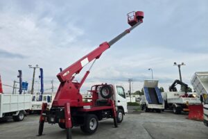 サムネイル: 平成19年　三菱　キャンター　11.9ｍ高所作業車　スチールバケット・張り出し不要アウトリガー（車検2年付）