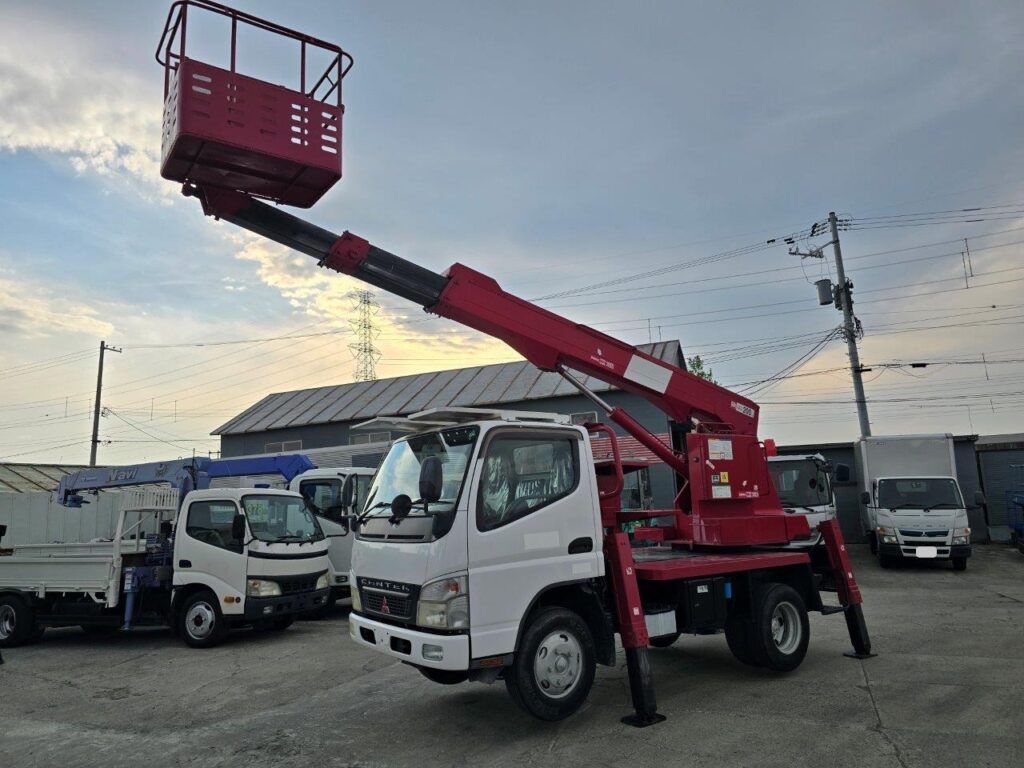 平成19年　三菱　キャンター　11.9ｍ高所作業車　スチールバケット・張り出し不要アウトリガー（車検2年付）