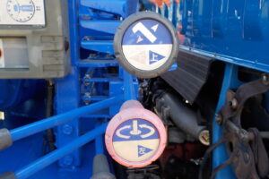サムネイル: 平成17年　ダイナ 3ｔ4段クレーン　★差違いアウトリガー★ラジコン★車検令和8年4月★