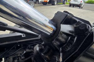 サムネイル: 平成29年　いすゞ　エルフ　２トンダンプ　３方開き・4WD(小型貨物・4ナンバー）（車検1年付）