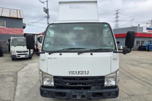 サムネイル: 平成29年　いすゞ　エルフ　２トンダンプ　３方開き・4WD(小型貨物・4ナンバー）（車検1年付）