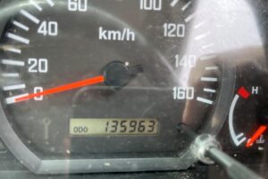 サムネイル: 平成25年　いすゞ　エルフ　1.5トン平　4WD・シングルタイヤ（小型貨物・4ナンバー）（車検1年付）
