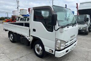 サムネイル: 平成25年　いすゞ　エルフ　1.5トン平　4WD・シングルタイヤ（小型貨物・4ナンバー）（車検1年付）