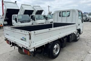 サムネイル: 平成25年　いすゞ　エルフ　1.5トン平　4WD・シングルタイヤ（小型貨物・4ナンバー）（車検1年付）