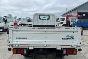 サムネイル: 平成25年　いすゞ　エルフ　1.5トン平　4WD・シングルタイヤ（小型貨物・4ナンバー）（車検1年付）