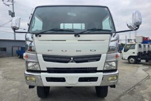 サムネイル: 平成25年　三菱　キャンター　２トン平　ワイドロング　4WD・高床（車検1年付）