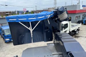 サムネイル: 平成22年　いすゞ　エルフ　15.1ｍ高所作業車　電工仕様・ウィンチ付（車検令和9年2月）