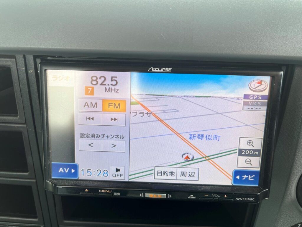 平成29年　三菱　ファイター　４トン平　ナビ・ベッド付（車検1年付）