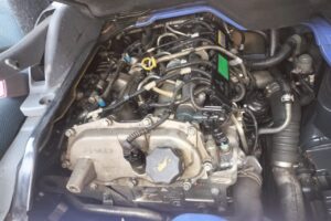 サムネイル: 平成２４年　キャンター　１．８トン　ＷキャブＰ／Ｇ　４ＷＤ！！　