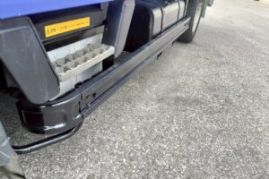 サムネイル: 平成２４年　キャンター　１．８トン　ＷキャブＰ／Ｇ　４ＷＤ！！　
