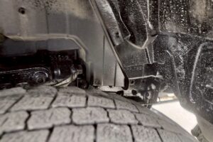 サムネイル: 平成２４年　キャンター　１．８トン　ＷキャブＰ／Ｇ　４ＷＤ！！　